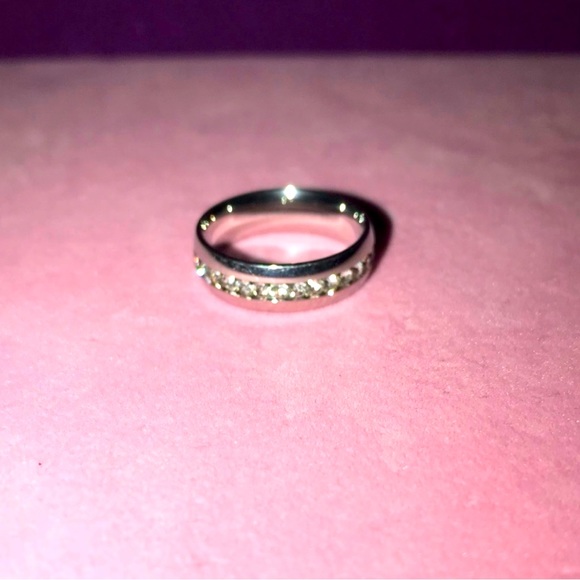 🌷Titanium Steel Silver Zircon Ring Size 10 - Picture 5 of 7